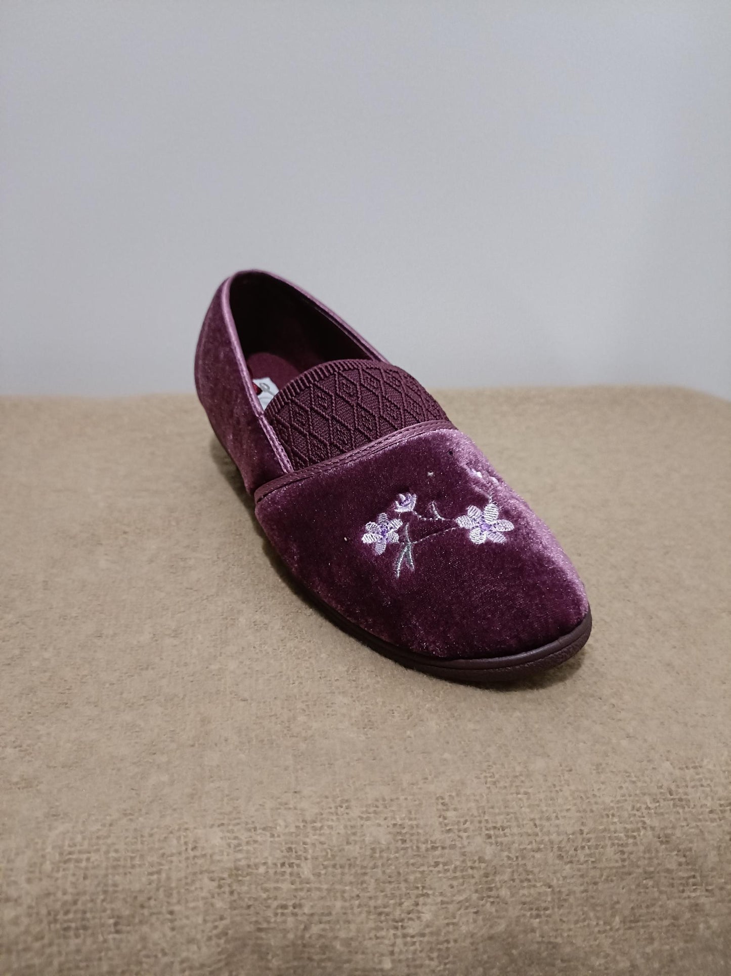 Slipper Sasha