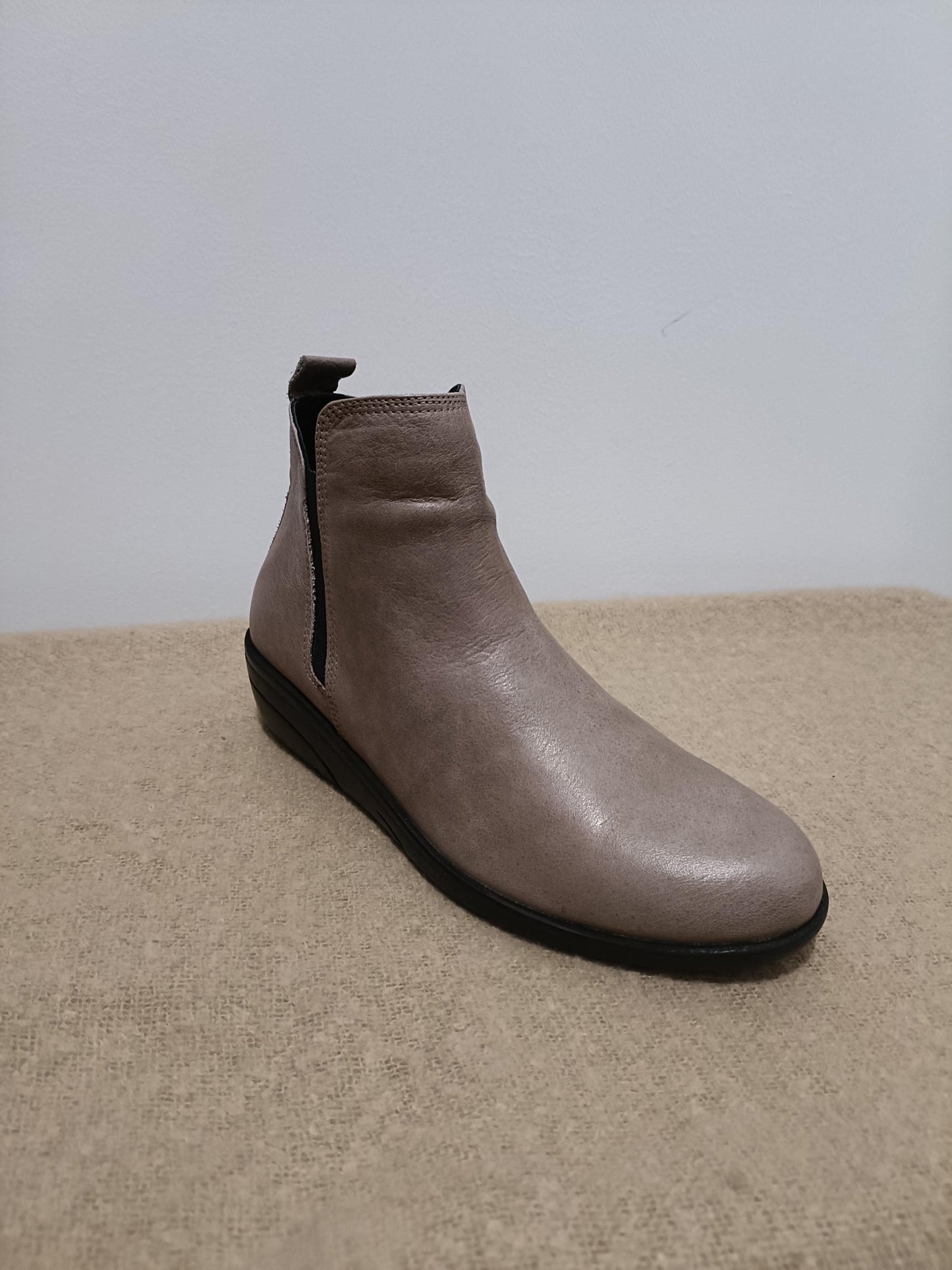 Pip Cabello Boot