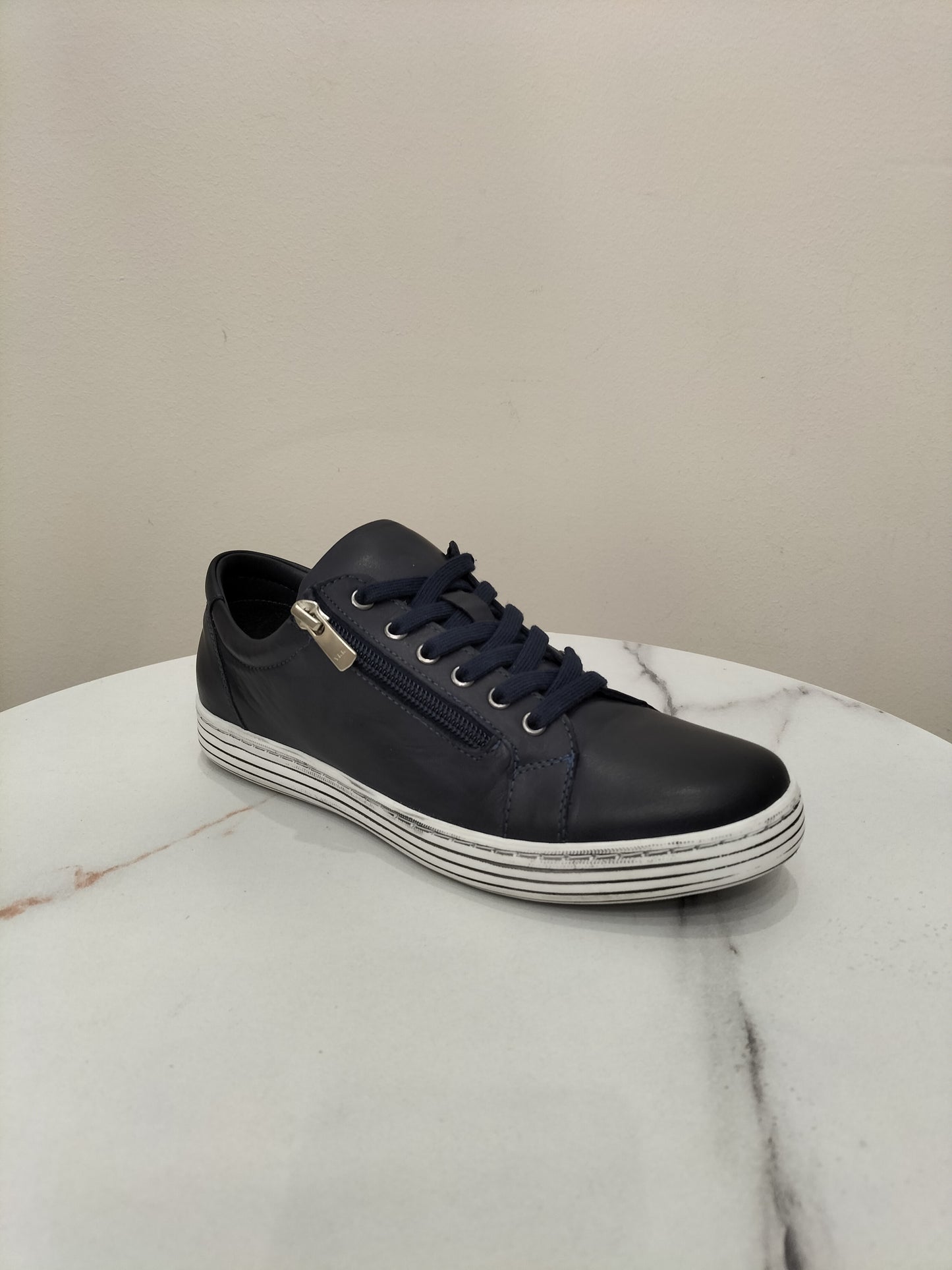 Cabello Unity Shoe