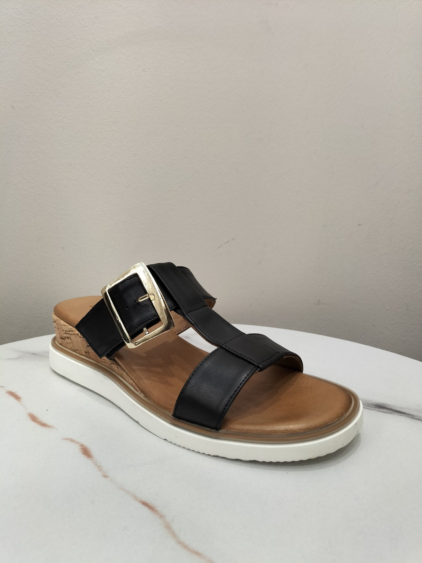 Amara Cabello Shoe