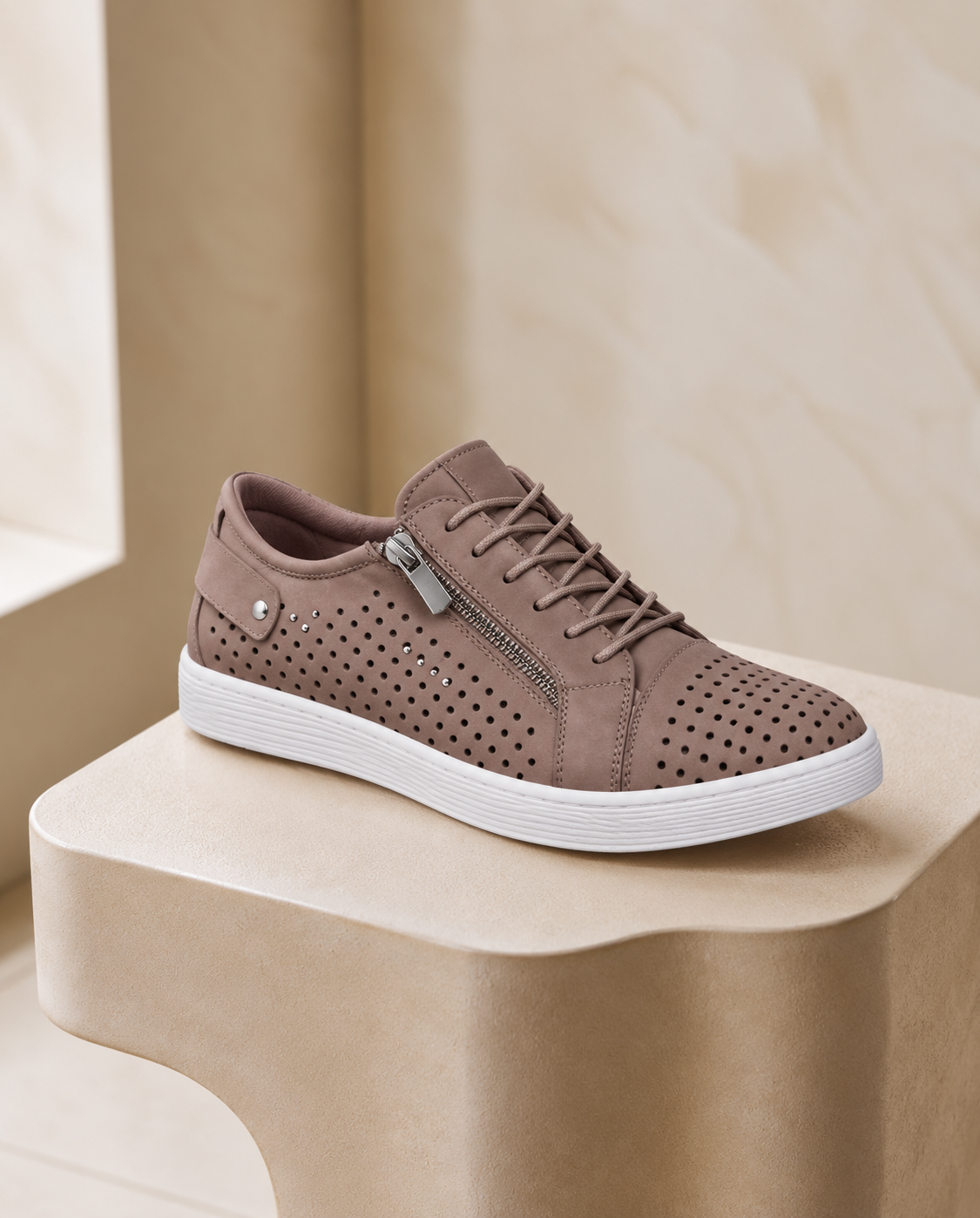 EG17 Cabello Shoe