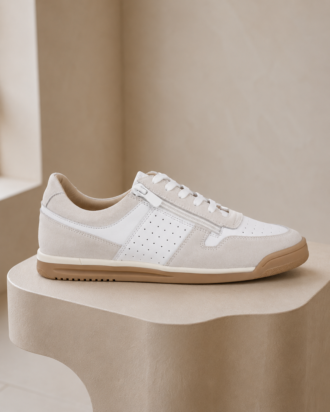 Yena Sneaker Cabello