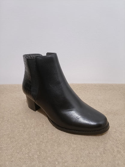 Scholl Heaven Boot