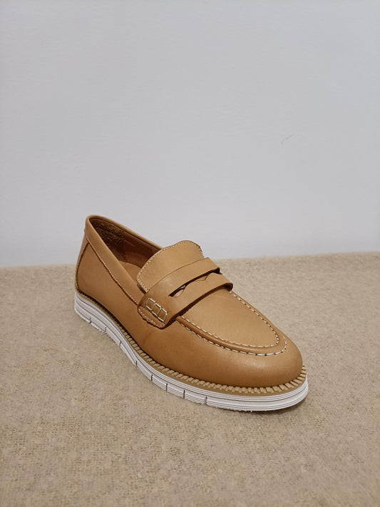 Evelyn Cabello Shoe