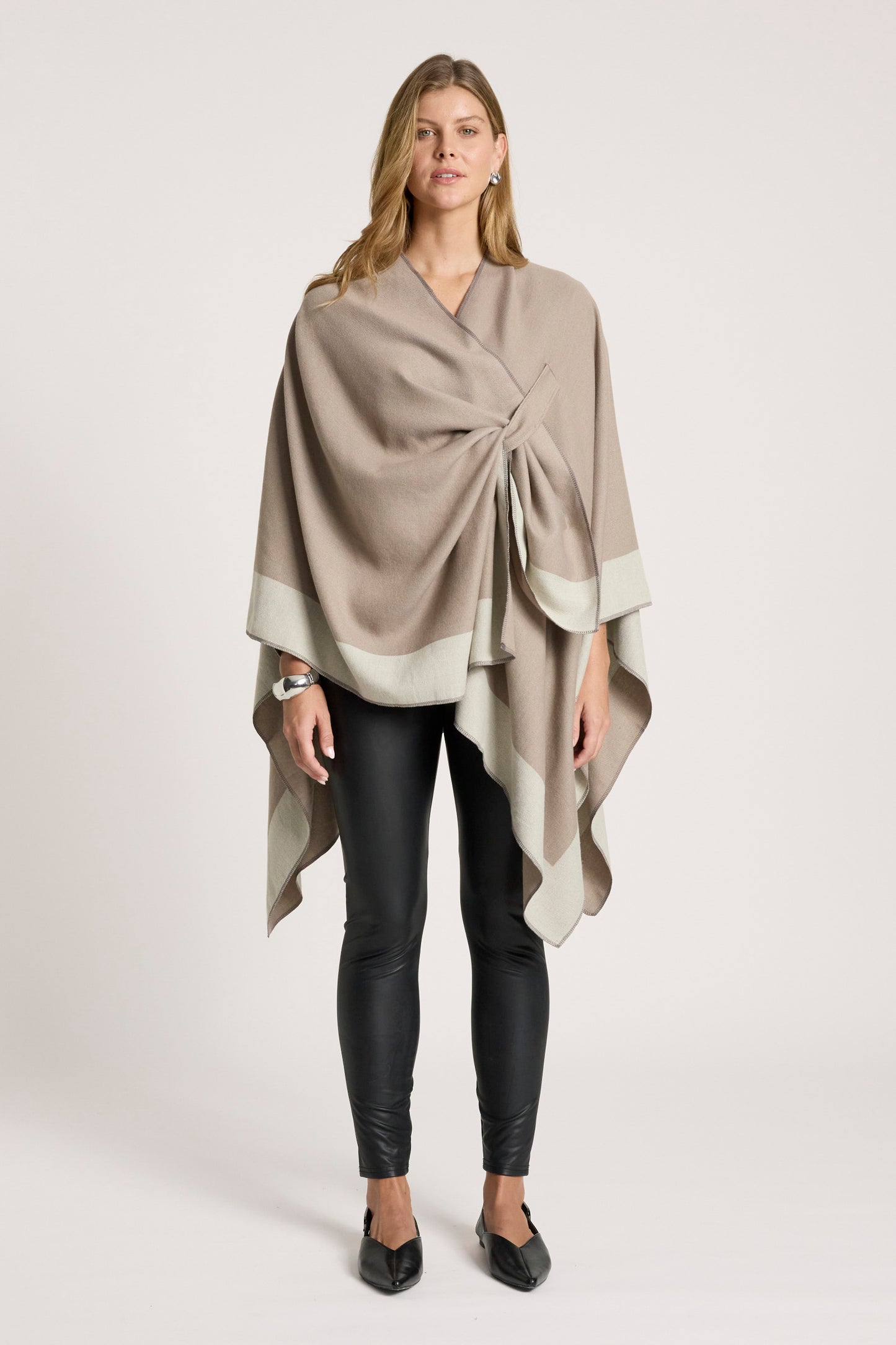 Ayla Cape