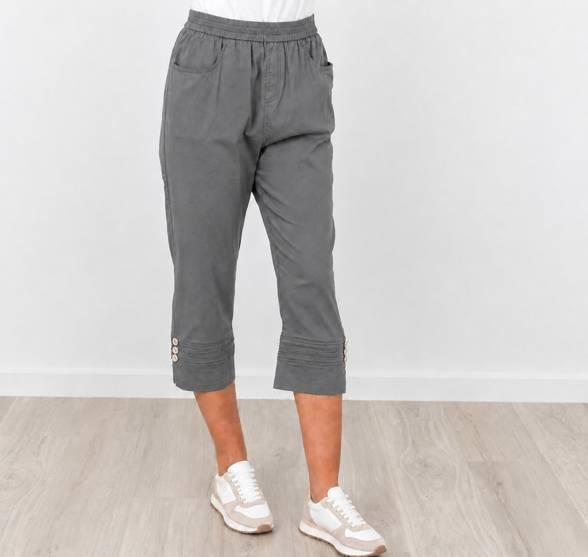 Supreme Detailed 3/4 Pant
