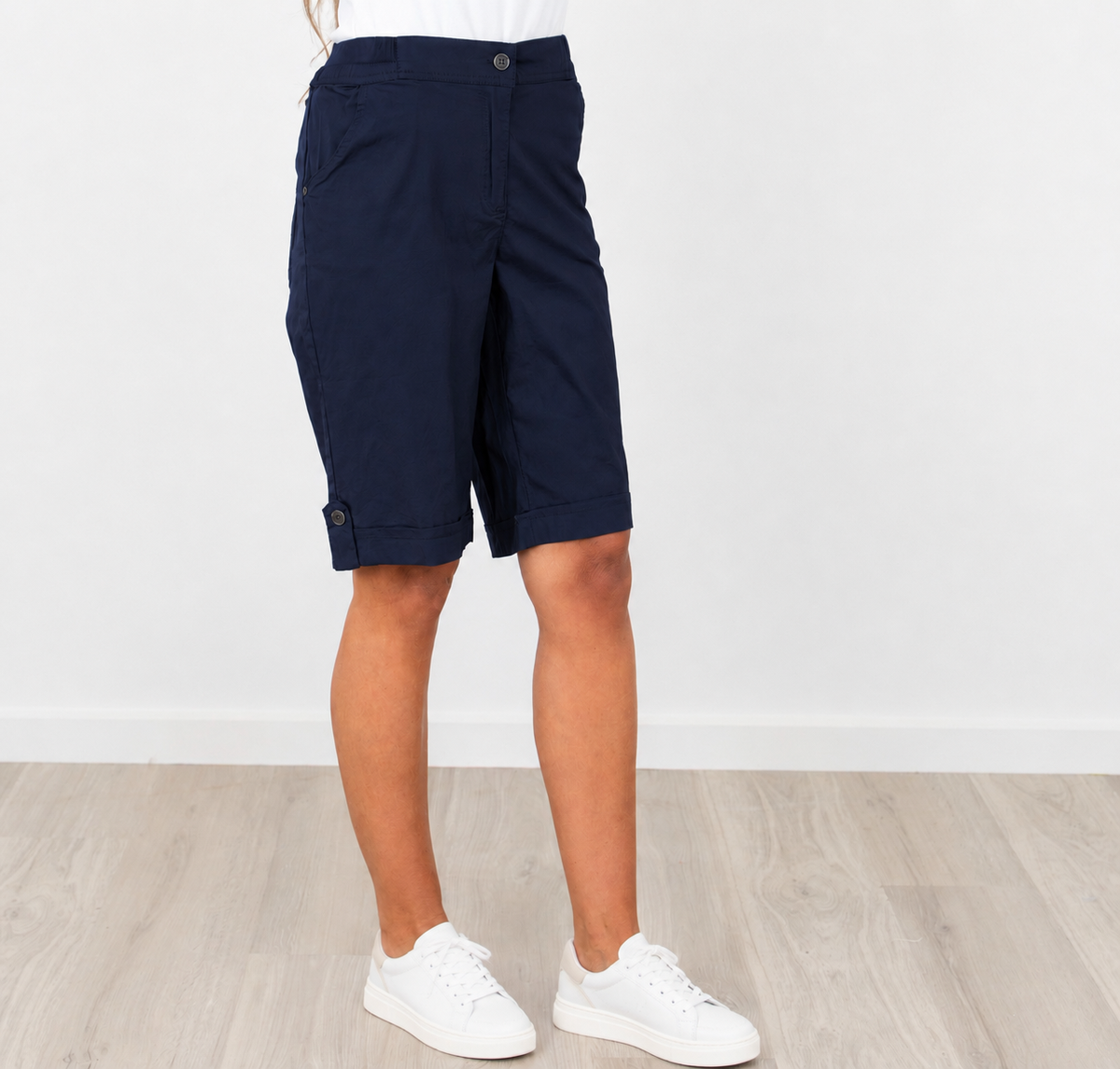 Fresco Short