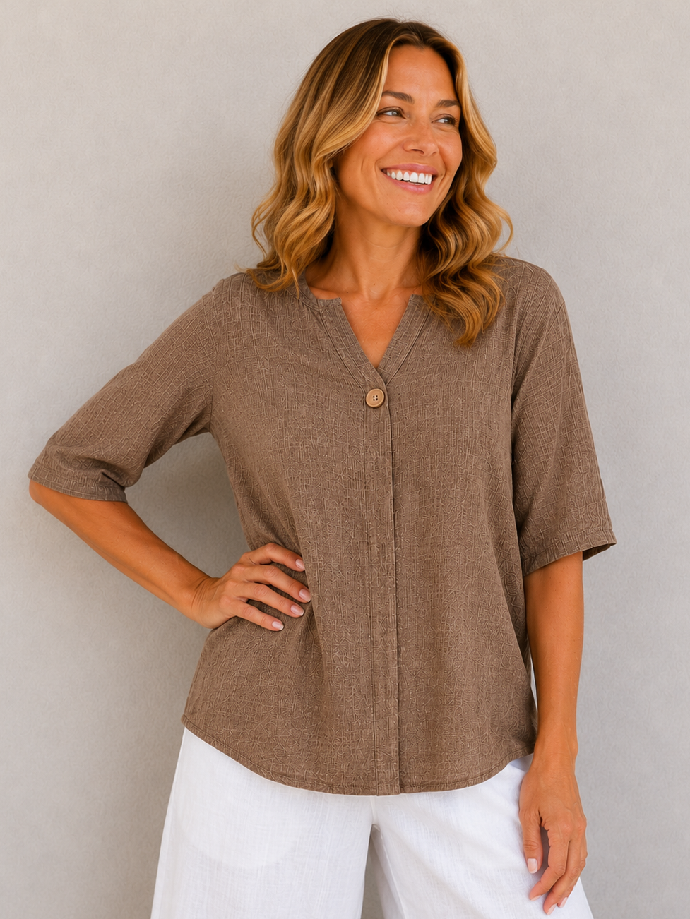 Donna Button Top