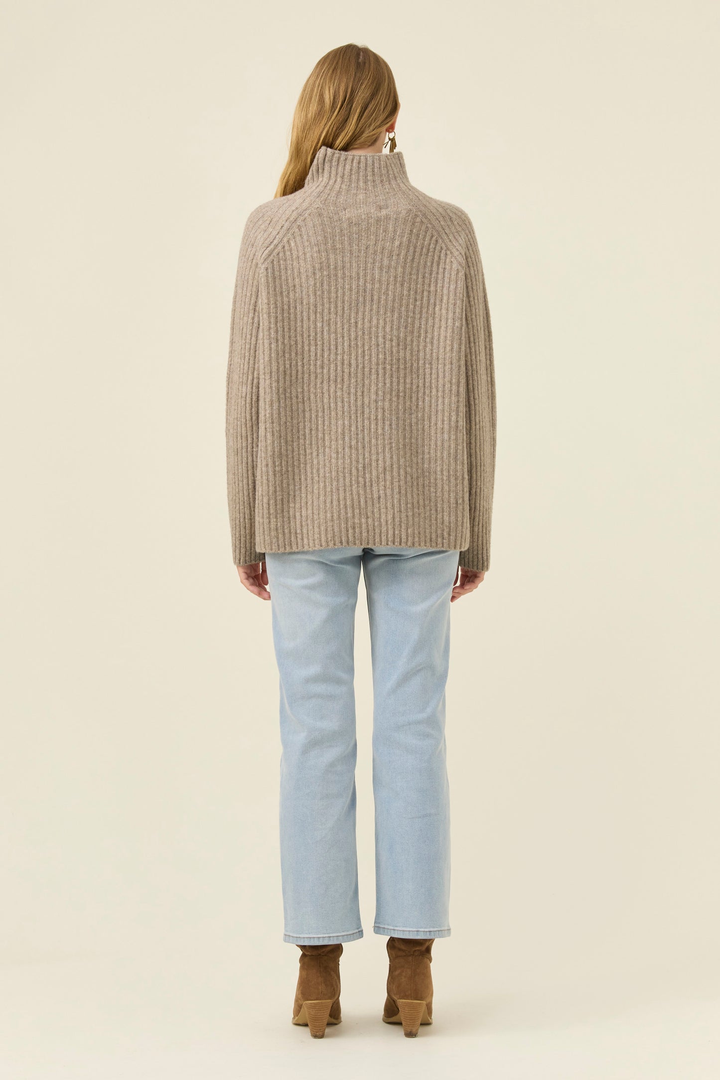 Miru Jumper