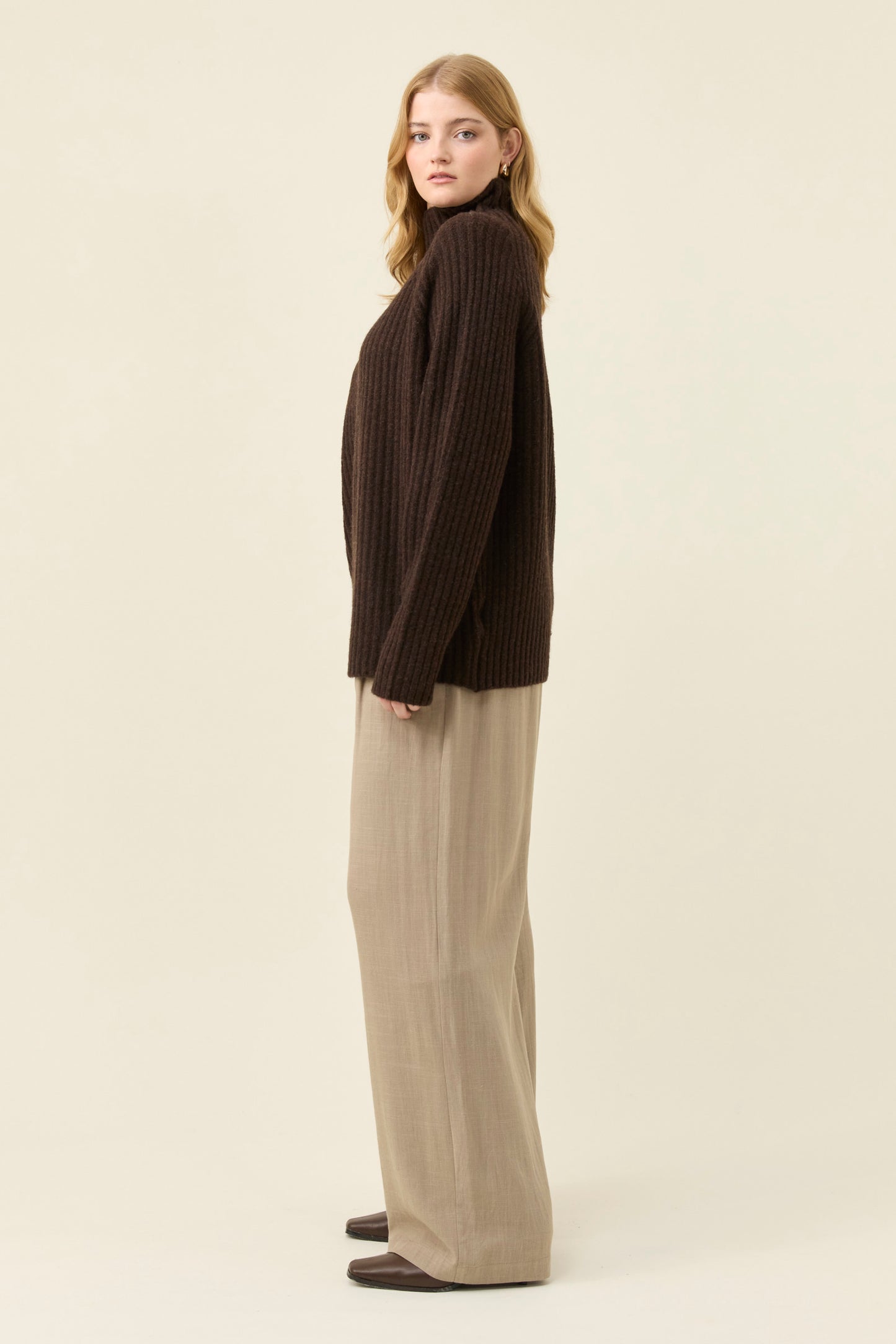 Miru Jumper