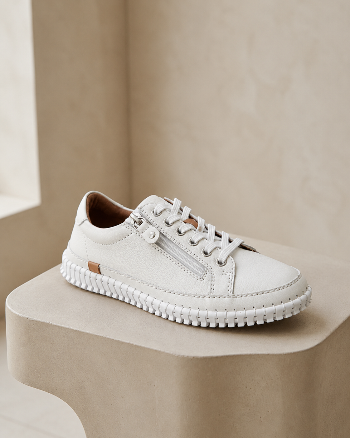 Tylisha sneaker CC Resorts