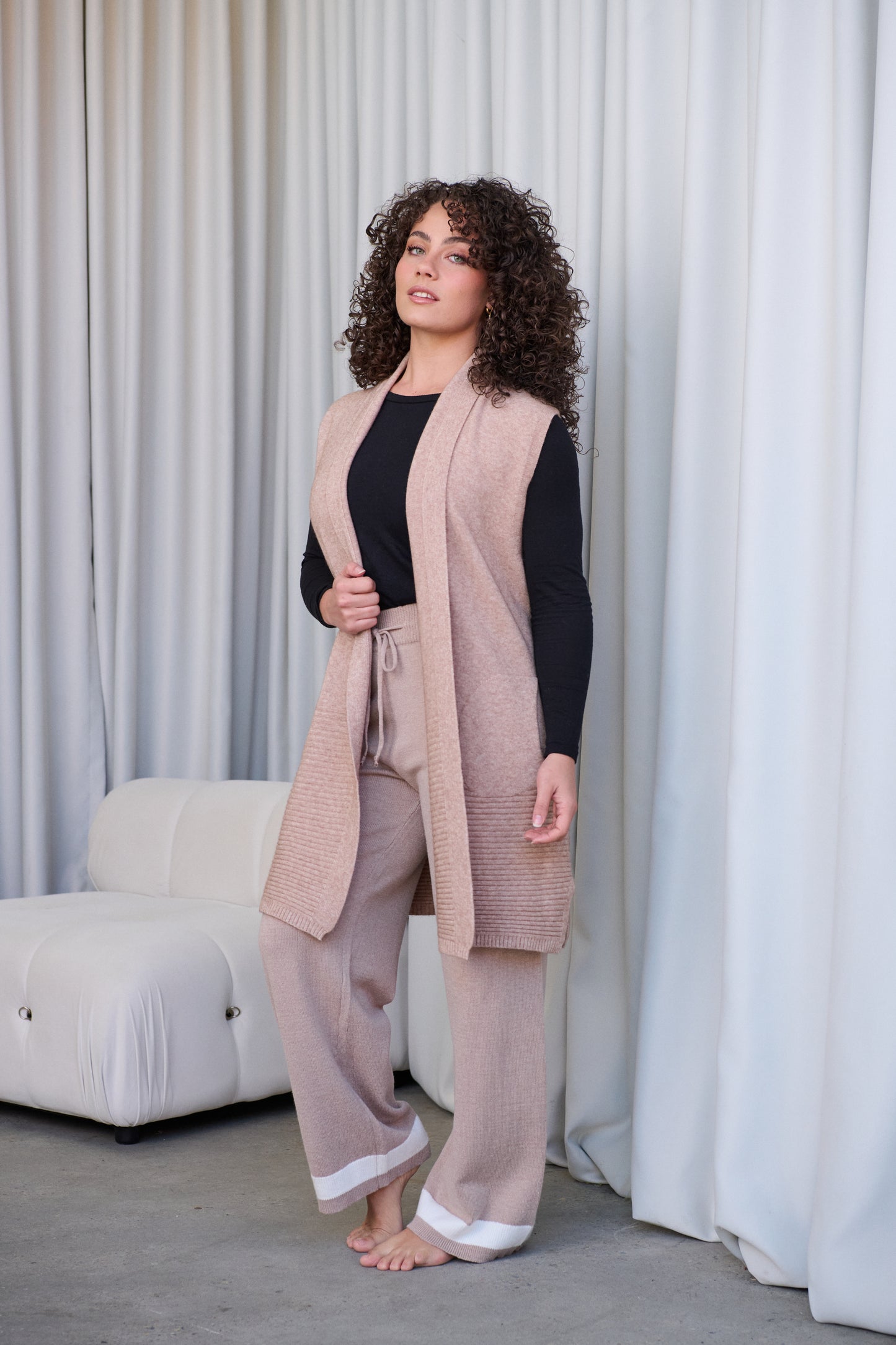 Knitted Vest with Ribbed Hem