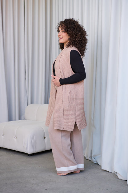 Knitted Vest with Ribbed Hem