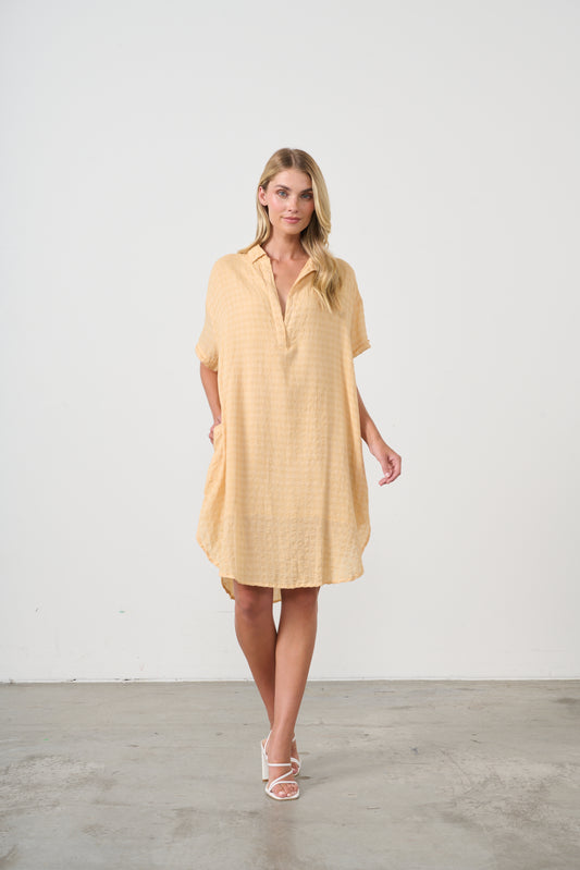 Dress w scoop hem