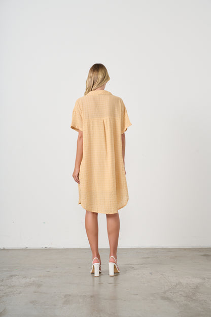 Dress w scoop hem