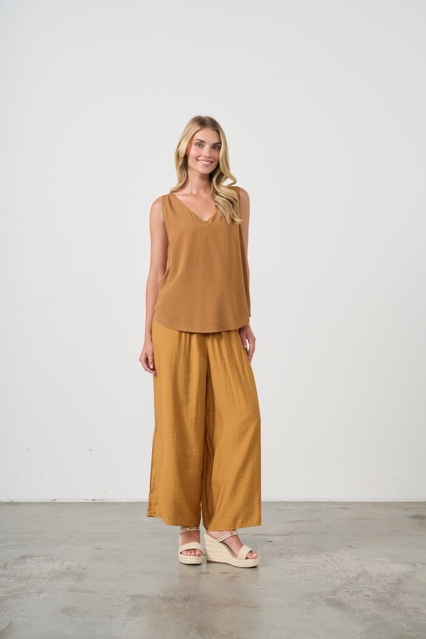Swing V Neck Tank Top