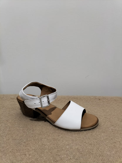 Avanos Cabello Sandal