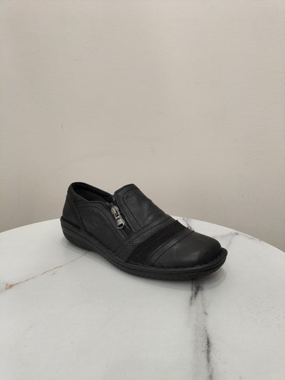 5849-27 Cabello Crinkle Shoe