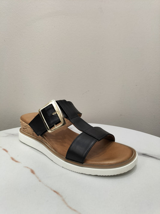 Amara Cabello Shoe