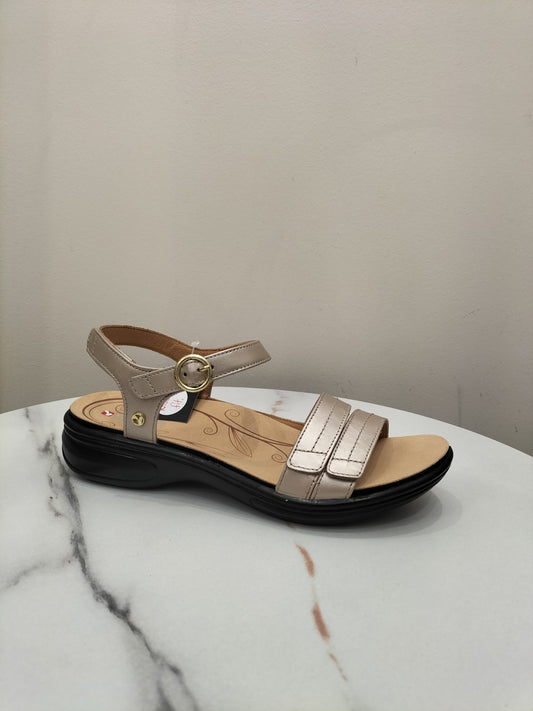 Barbados Wide Revere Sandal