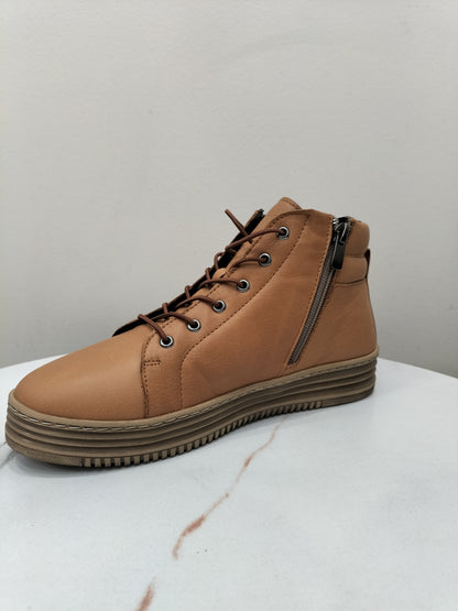 Celeste Cabello Boot