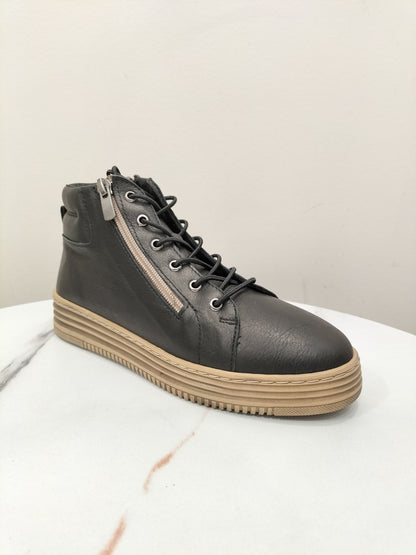 Celeste Cabello Boot