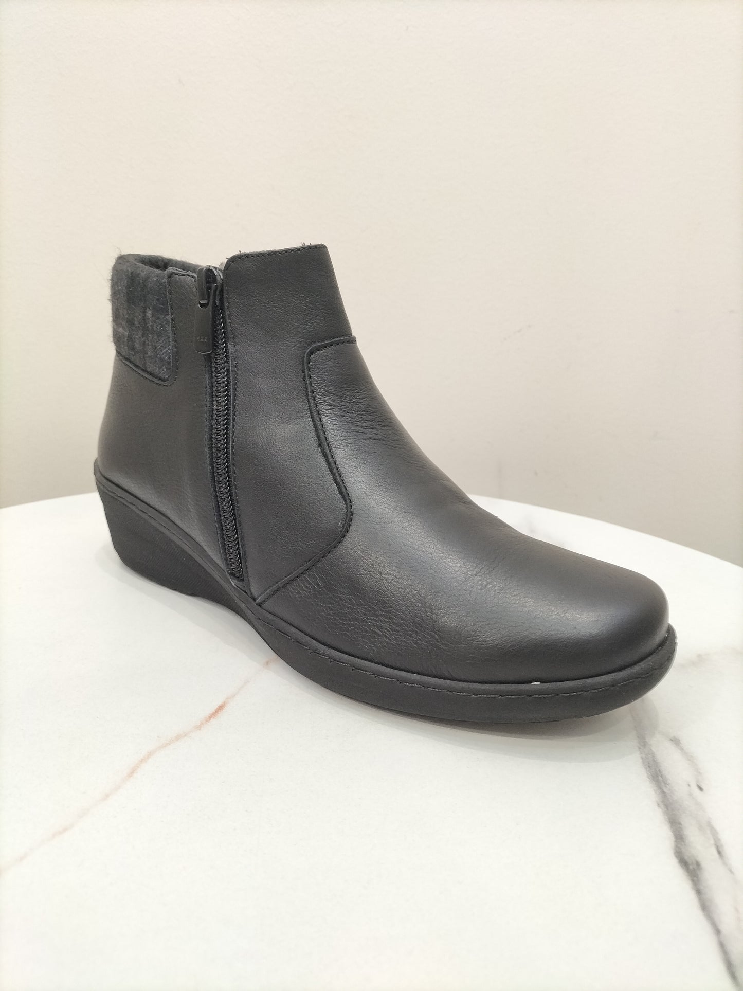 Cabello Boot CP524-18