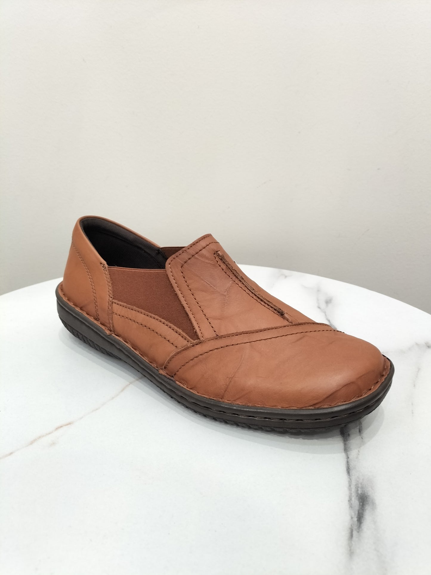 761-27 Cabello Shoe