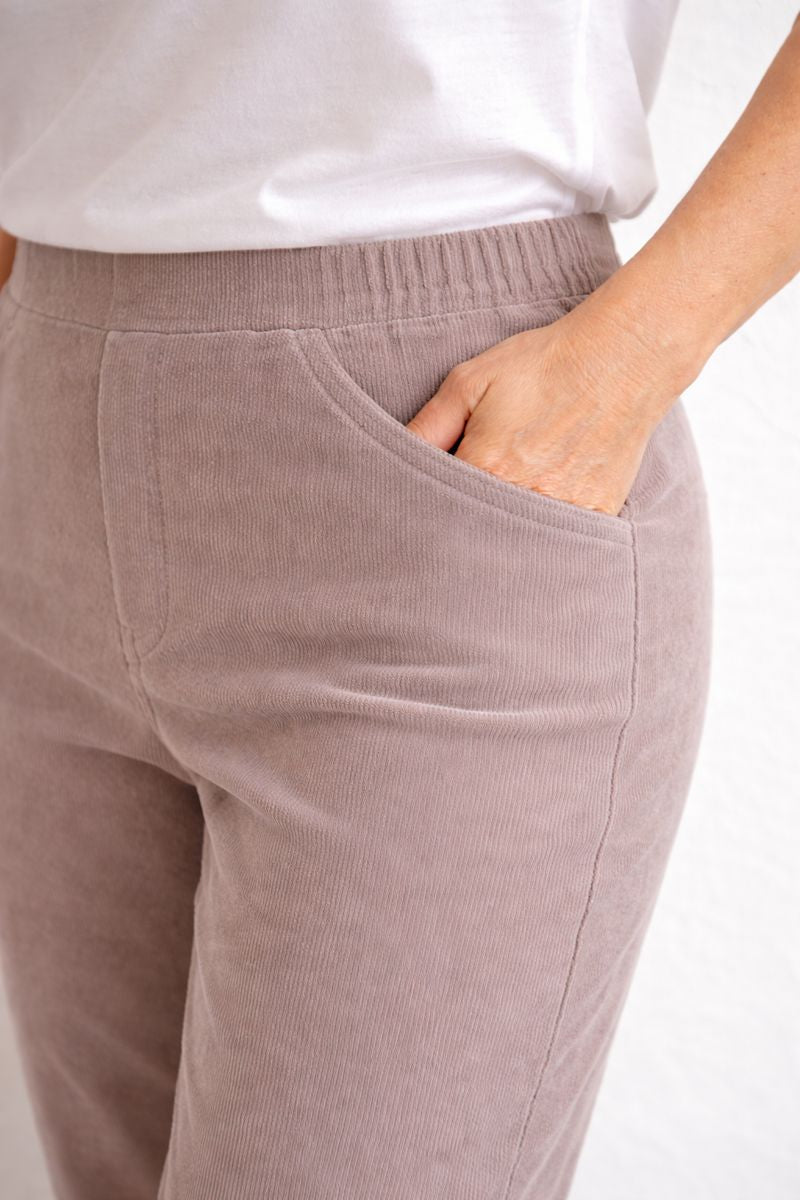 Vail Cord Pull on Pant Short Leg