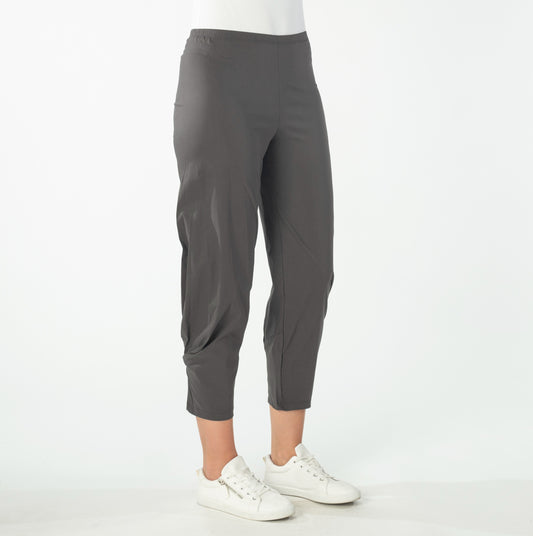 Detailed Leg Pant