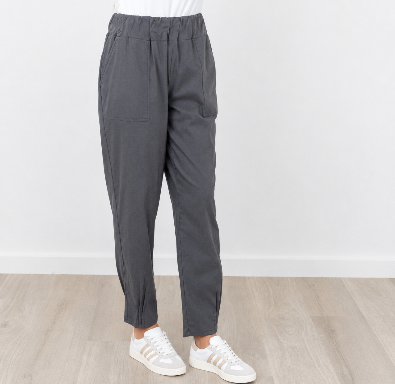 SUPREME TUCK PANT