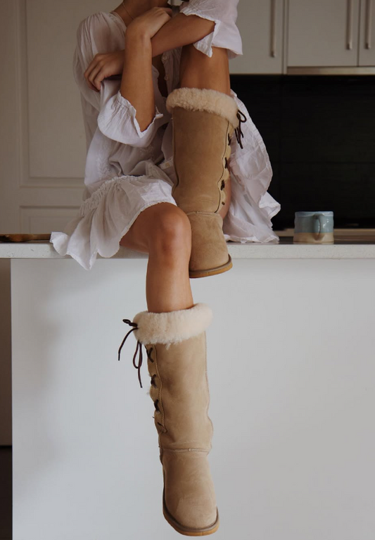 Slipper High-Leg Lace-Up
