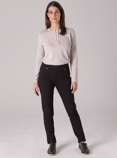 Pull- On Stretch Pant