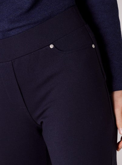 Pull- On Stretch Pant
