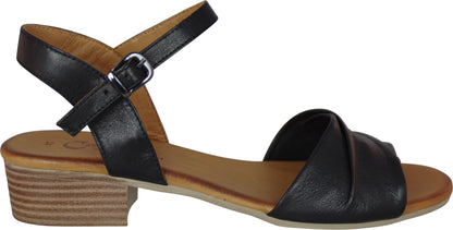 Yenice Cabello Shoe