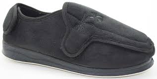 Full Velcro slipper- Bata